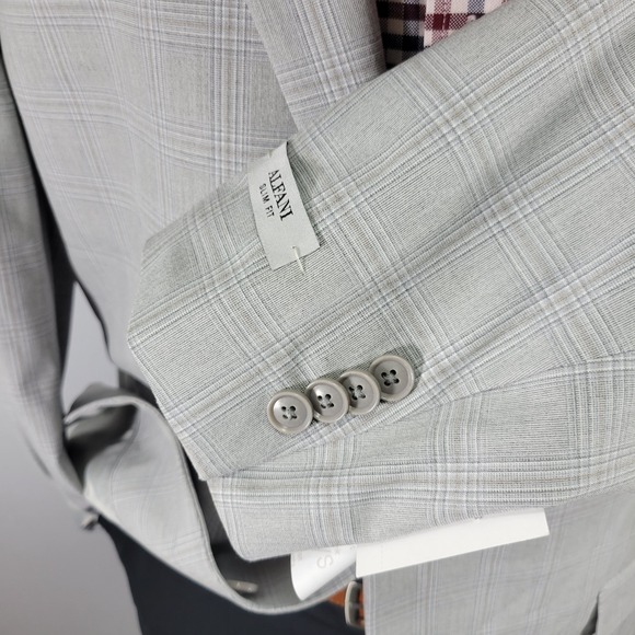 Alfani Men's Sport Coat Blazer Two Button Gray Plaid Poly Blend SLIM 46L NEW - Picture 10 of 16